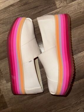 TOMS Platform Slip-On Sneakers
